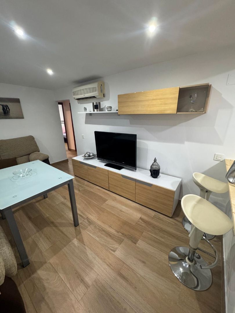 Flat to rent in Calle Algeciras, 13, Sector Sur, Sur