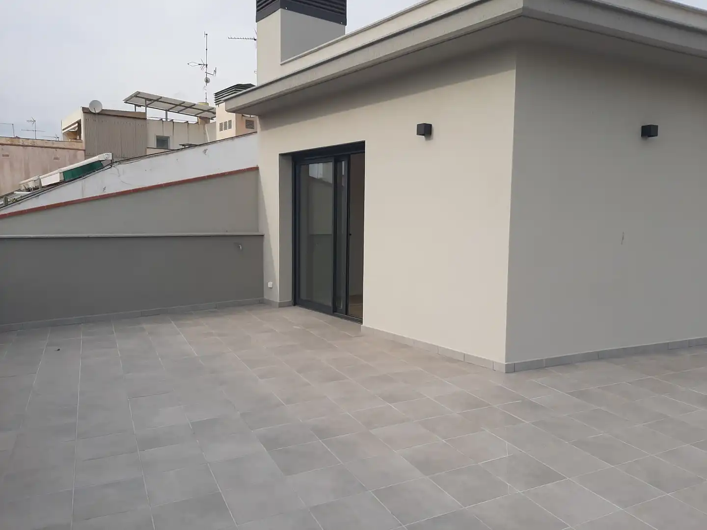 Terrace of Flat for rent in Mataró  with Air Conditioner, Heating and Terrace