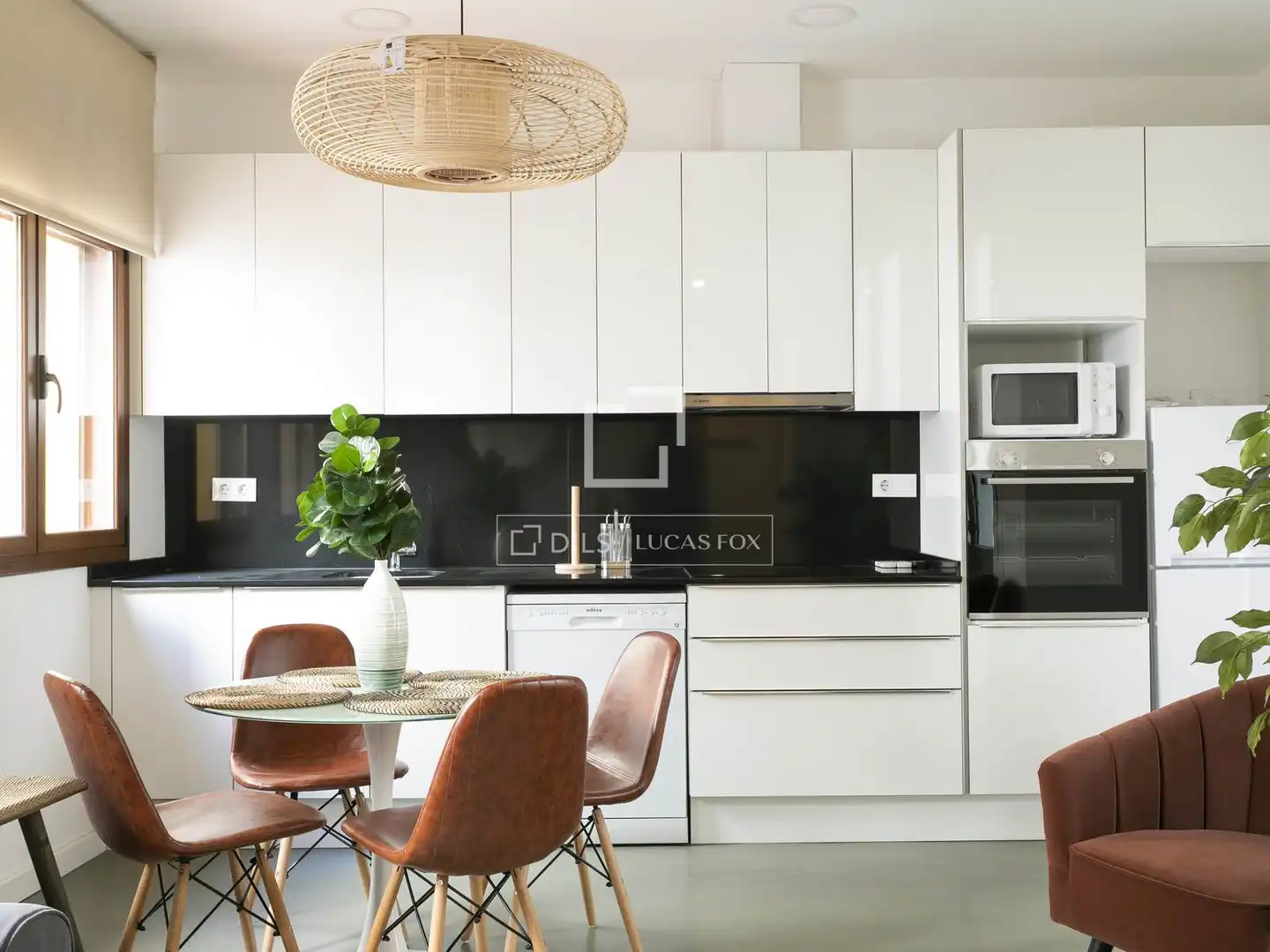 Kitchen of Flat for sale in Barcelona  with Air Conditioner, Terrace and Furnished