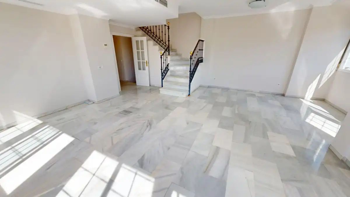 Flat for rent in Sevilla  with Air Conditioner, Heating and Terrace