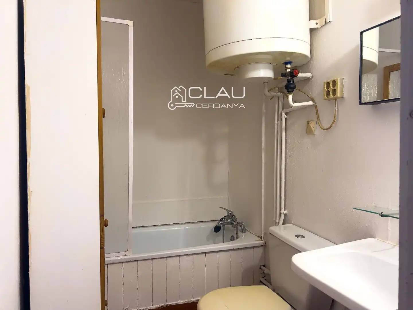 Baño de Piso en venta en Sainte - Léocadie con Calefacción, Parquet y Terraza