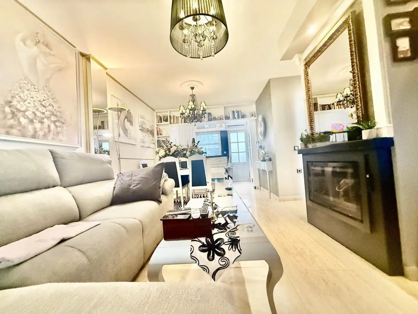 Chalet con terraza en venta en Pueblo Latino, imagen 8
