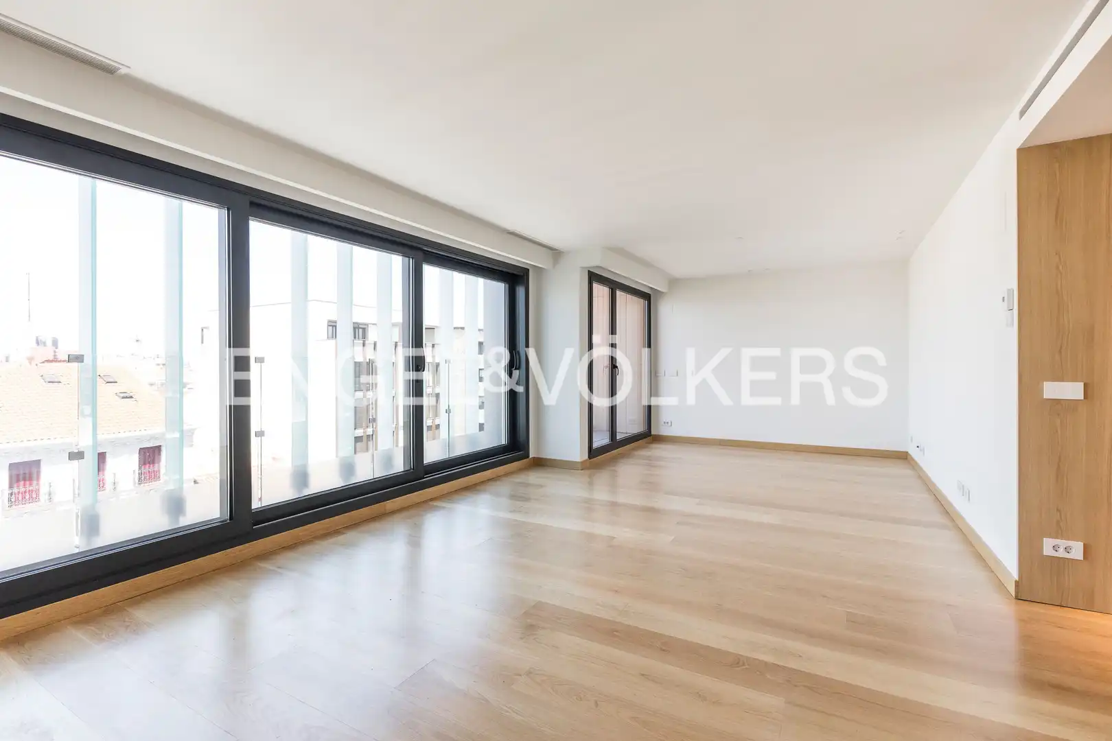 Vista exterior de Ático en venta en Madrid con Aire acondicionado, Calefacción y Terraza