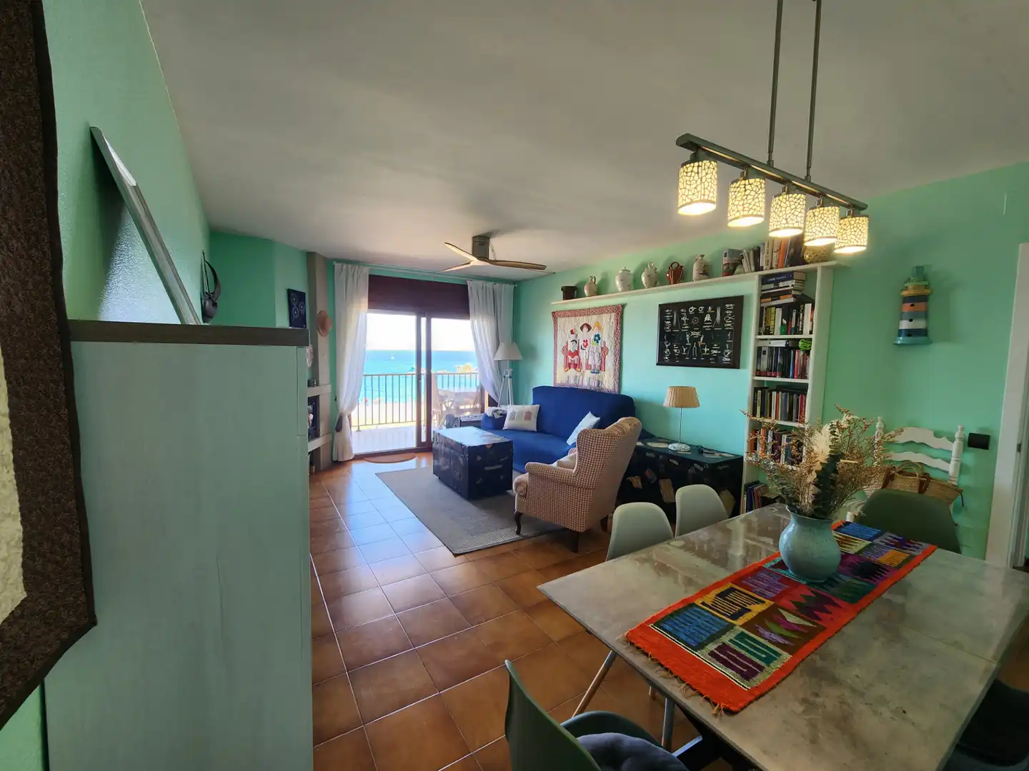 Sala de estar de Apartamento en venta en Pals con Calefacción, Terraza y Amueblado