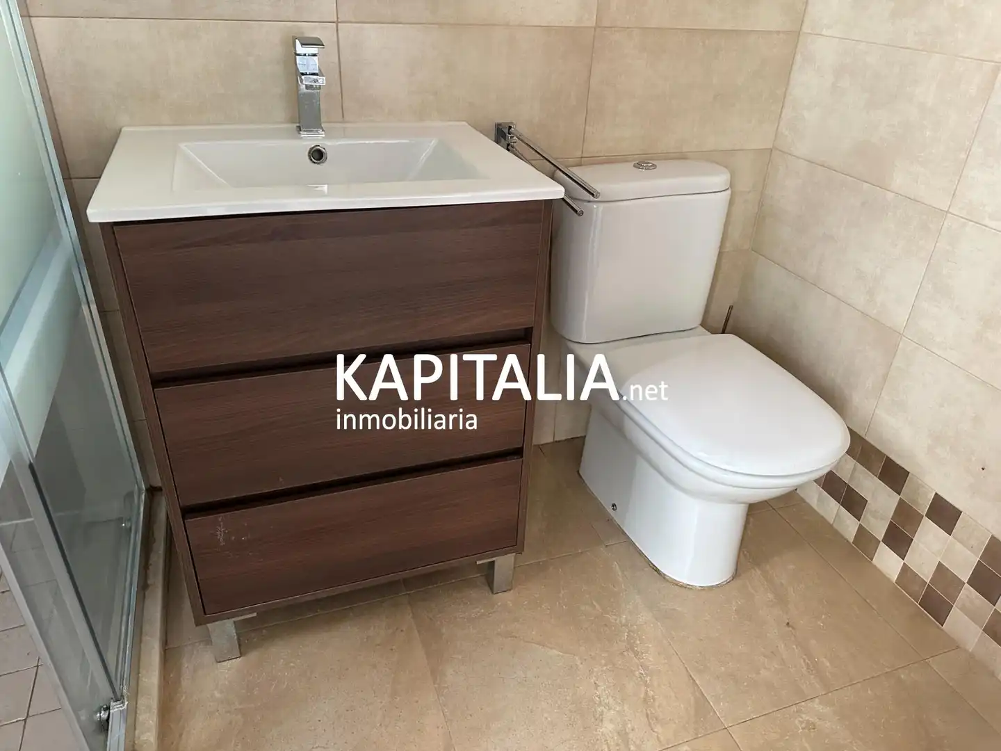 Baño de Finca rústica en venta en El Palomar con Calefacción, Terraza y Trastero