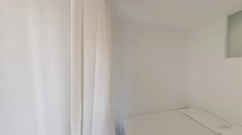 Photo 2 of Flat for rent in Calle de las Fraguas, Casco Histórico de Barajas, Madrid Capital