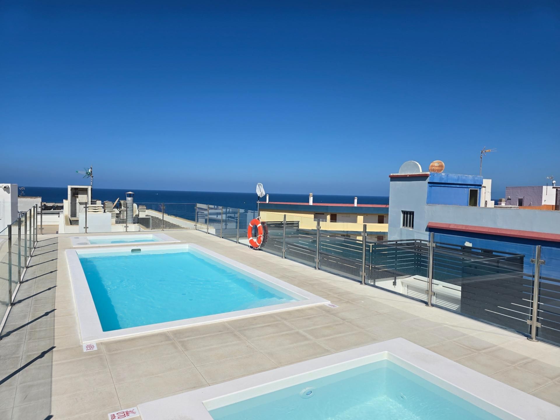 Swimming pool of Apartment to rent in Mogán  with Air Conditioner, Terrace and Balcony