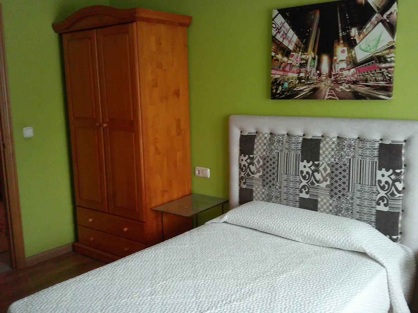 Dormitori de Casa o xalet en venda en Ribadumia amb Terrassa, Moblat i Balcó
