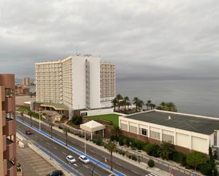 Vista exterior de Loft en venda en La Manga del Mar Menor amb Aire condicionat