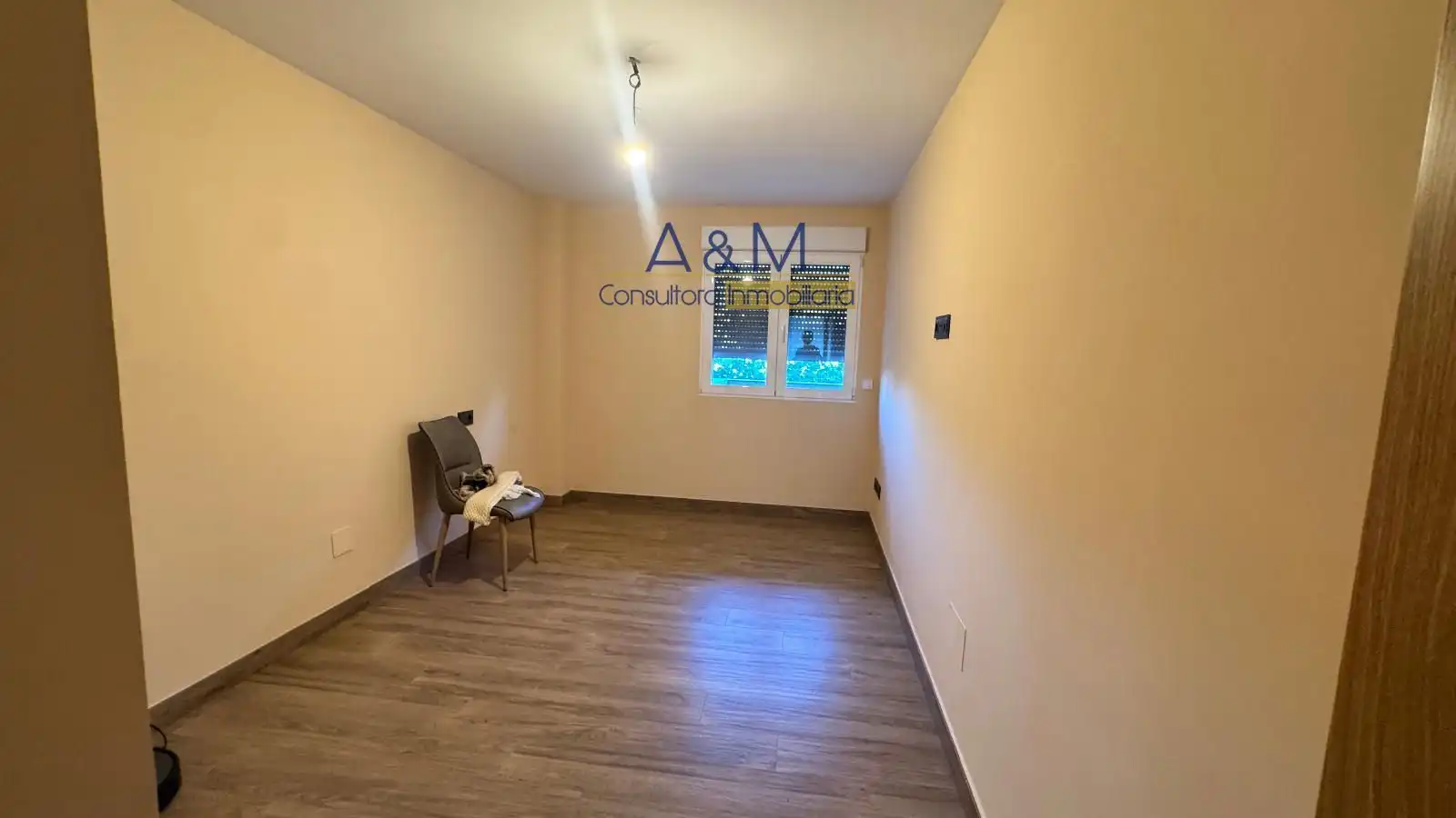 Piso de alquiler en Valladolid con Calefacción, Terraza y Trastero
