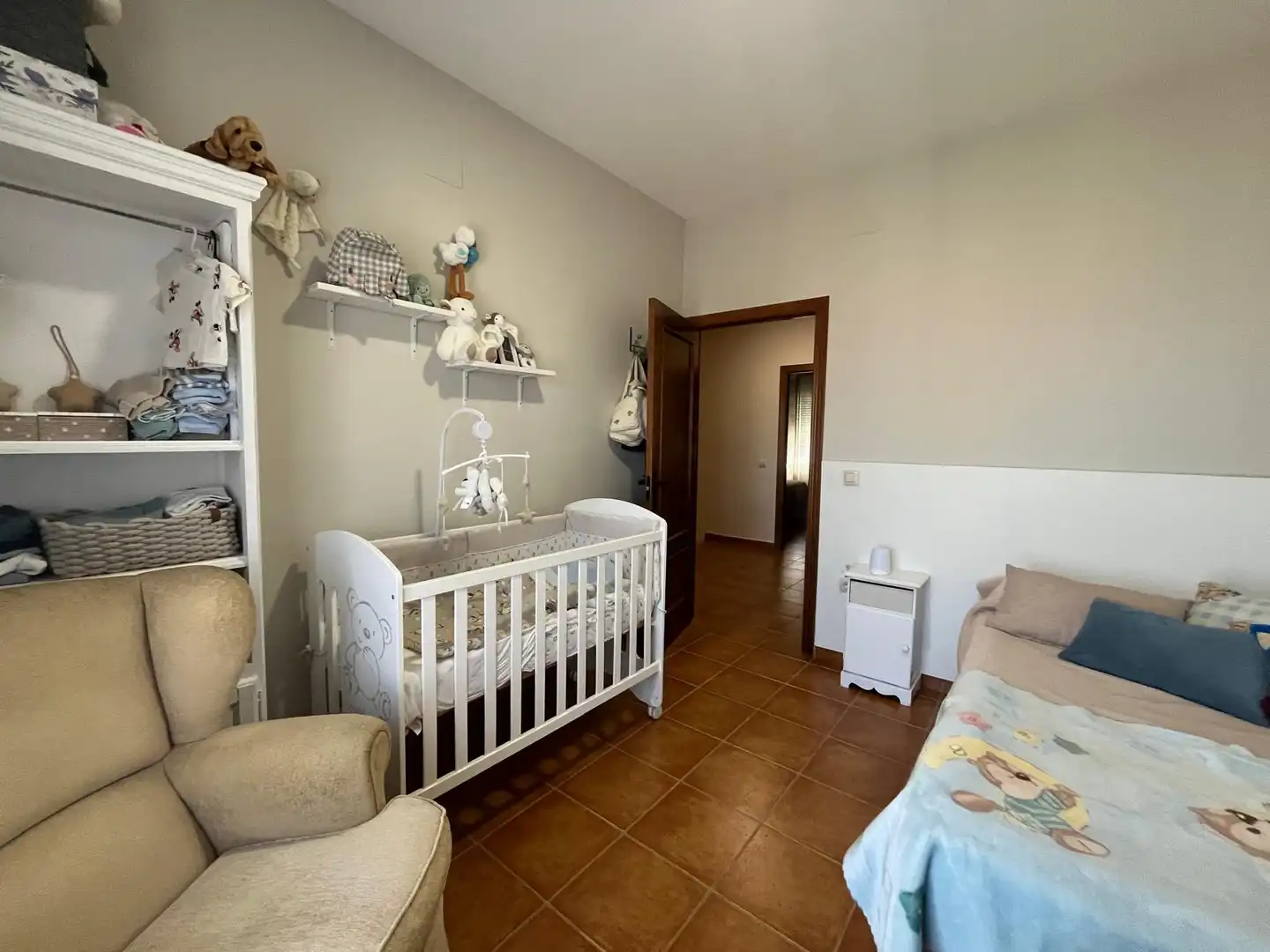 Schlafzimmer von Einfamilien-Reihenhaus zum Verkauf in Las Labores   mit Klimaanlage, Heizung und Privatgarten