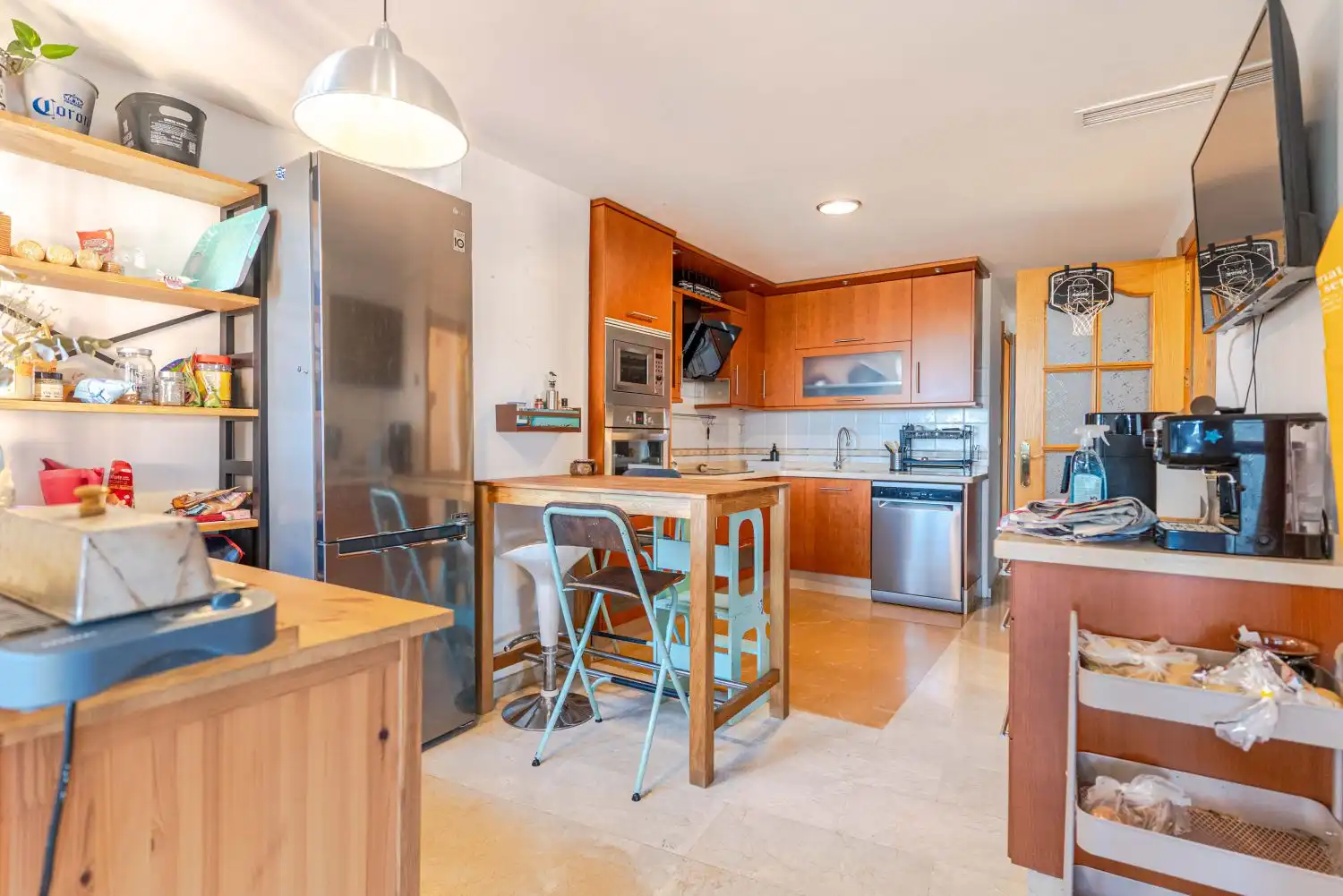Cocina de Piso en venta en Motril con Terraza, Balcón y Piscina comunitaria