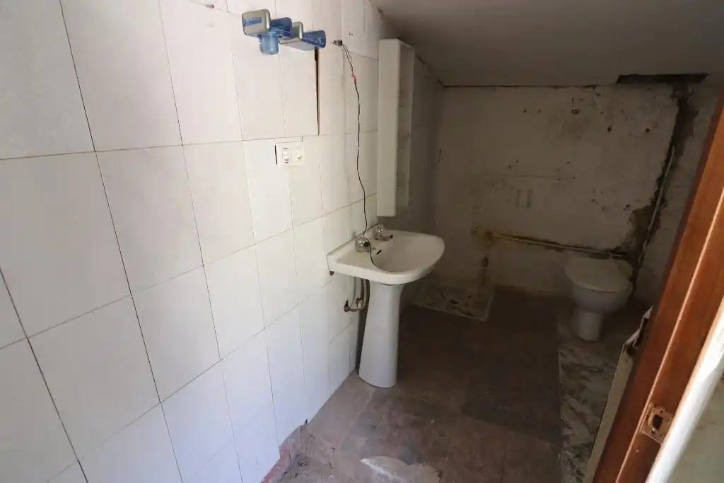 Bathroom of Detached homes for sale in Alborache  with Terrace