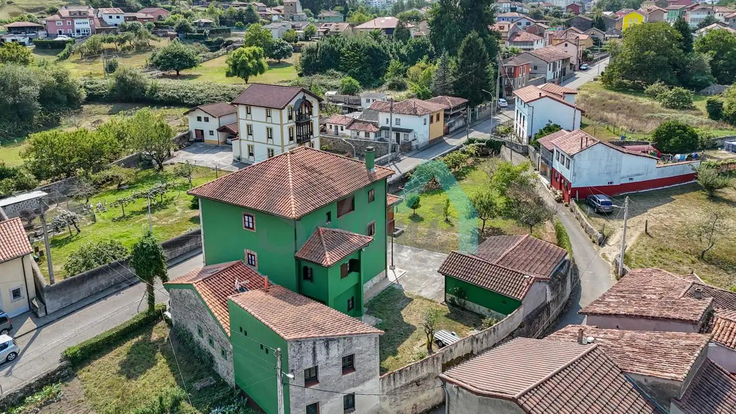 Exterior view of Houses for sale in Pravia  with Heating, Private garden and Parquet flooring