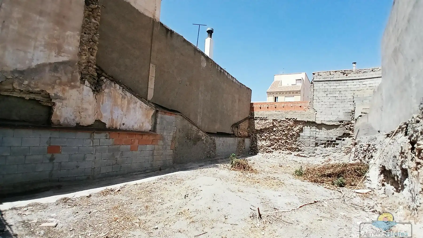Terreny residencial en venda a Albox, imagen 2