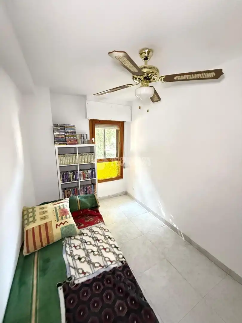 Habitación de Piso en venta en Fuenlabrada con Calefacción, Terraza y Amueblado