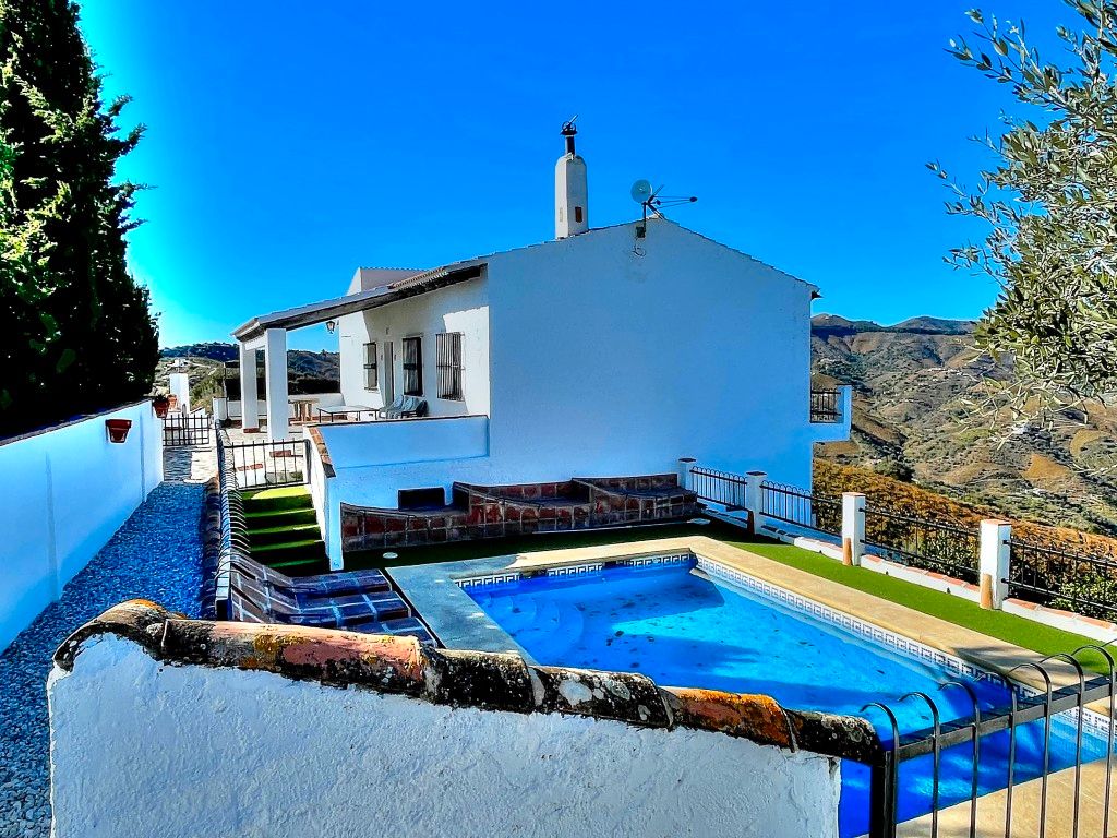 Exterior view of Country house for sale in Almáchar  with Private garden, Swimming Pool and Furnished