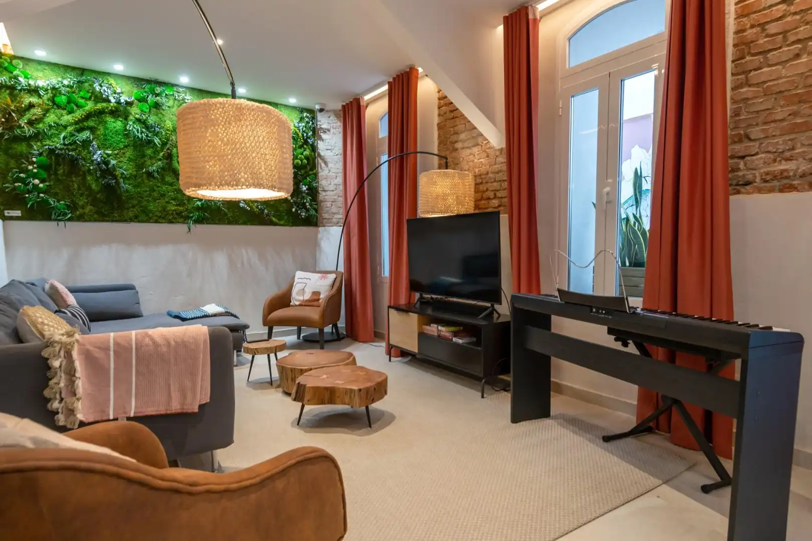 Living room of Apartments for rent in Madrid