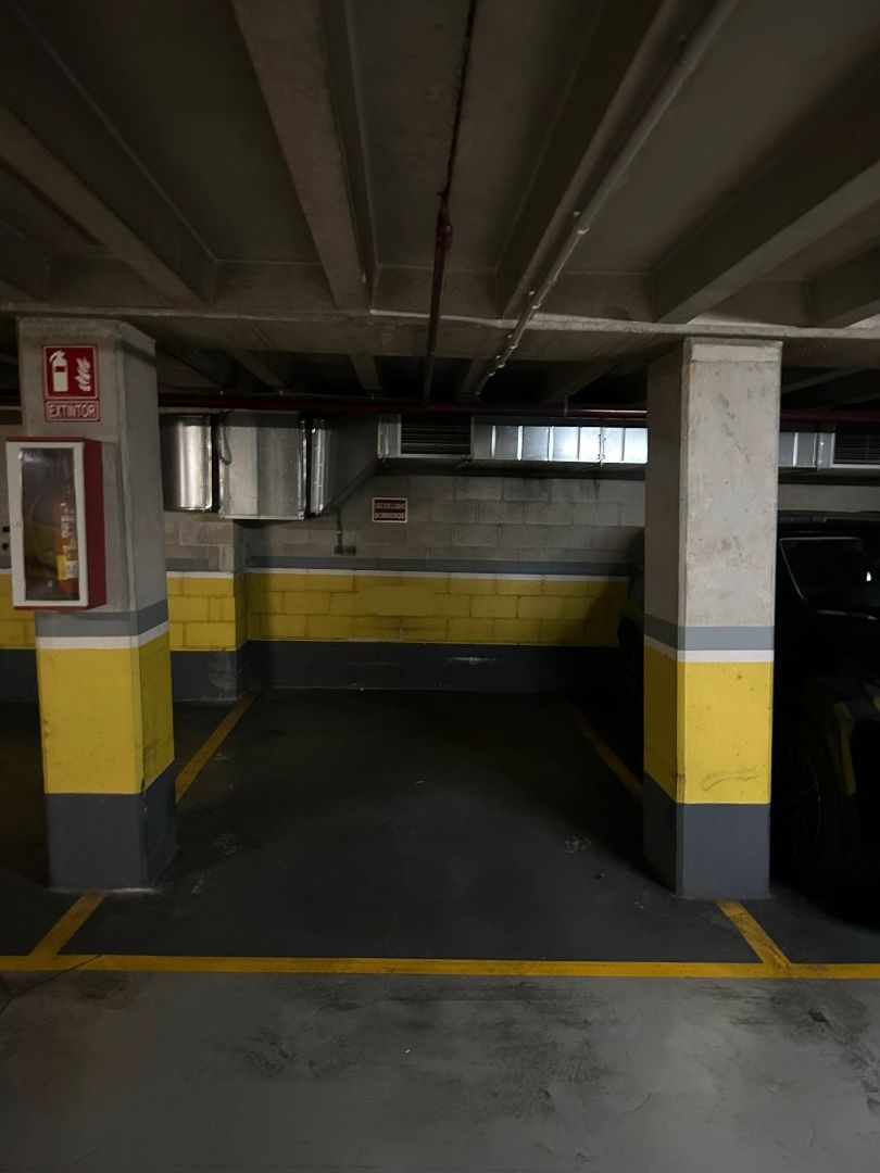 Aparcament de Garatge de lloguer en  Barcelona Capital amb Alarma