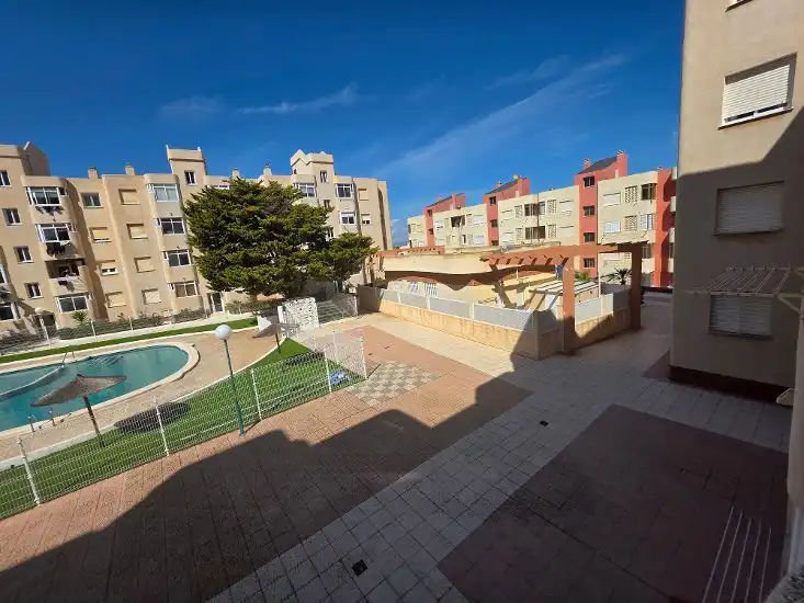 Außenansicht von Wohnungen zum Verkauf in La Manga del Mar Menor mit Möbliert und Gemeinschaftspool
