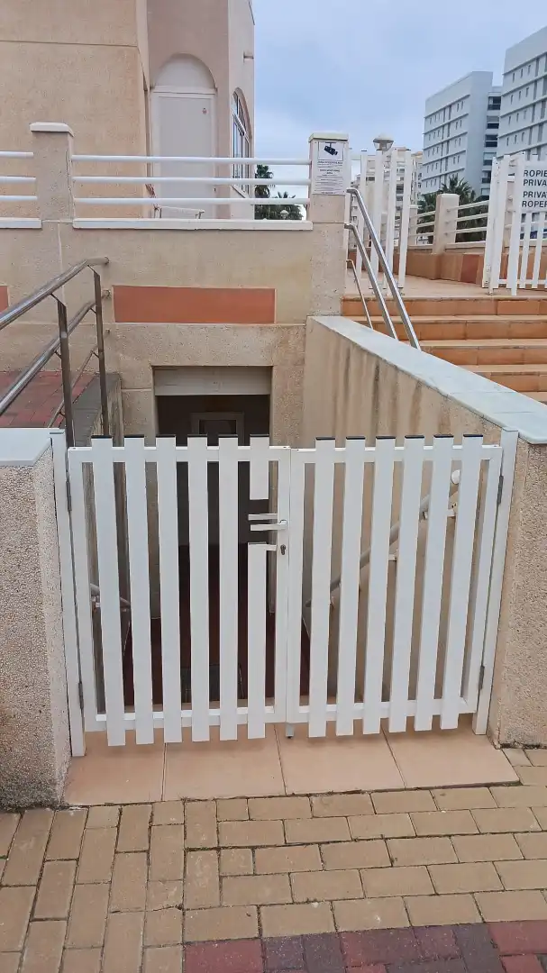 Terraza de Apartamento en venta en La Manga del Mar Menor con Terraza, Amueblado y Horno