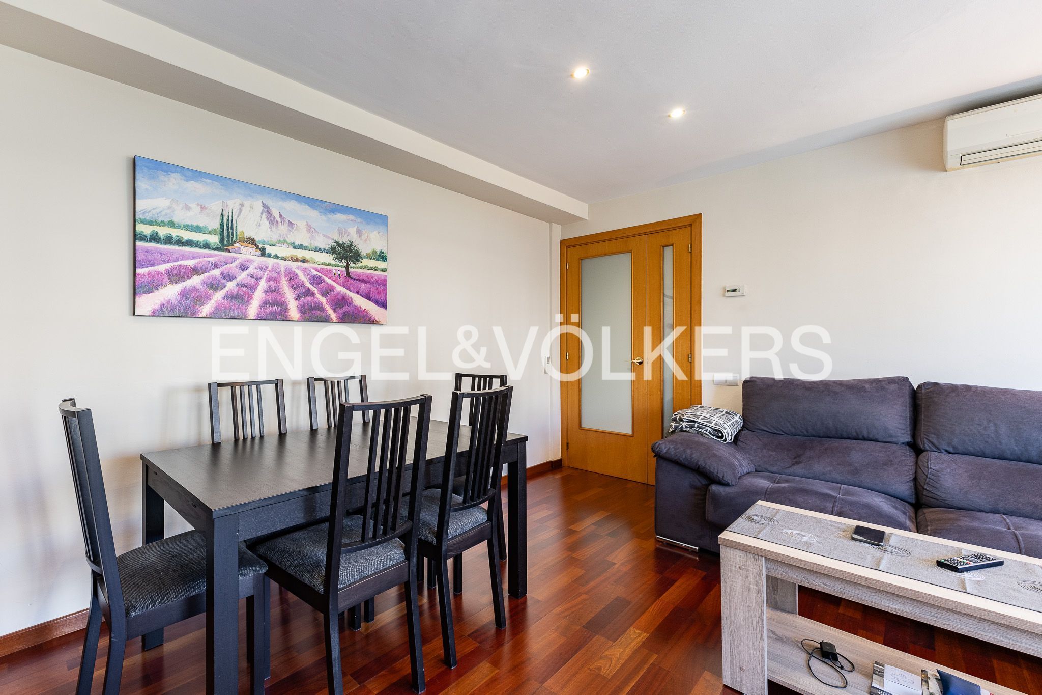 Wohnzimmer von Dachboden zum Verkauf in Rubí mit Klimaanlage, Heizung und Parkett