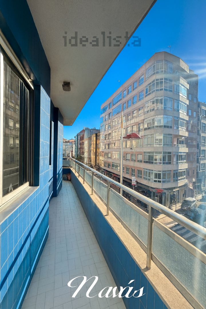 Vista exterior de Piso en venta en Vigo  con Calefacción, Amueblado y Balcón