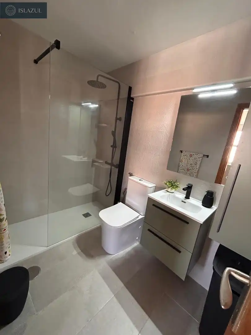 Bathroom of Flat for sale in Isla Cristina  with Private garden, Terrace and Storage room
