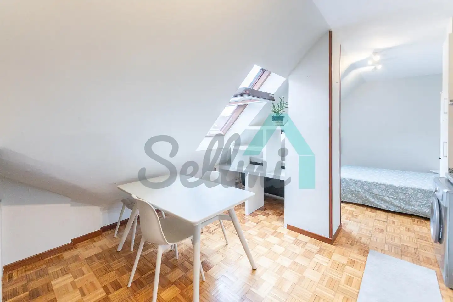 Bedroom of Flat for rent in Oviedo   with Parquet flooring and Furnished