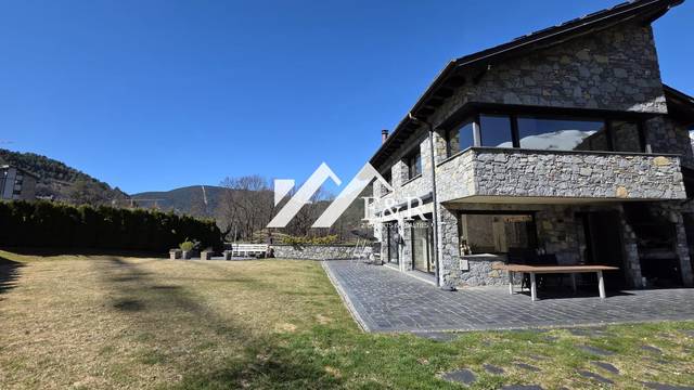 Casa-chalet en Venta en . en Ordino - Ansalonga - Sornàs