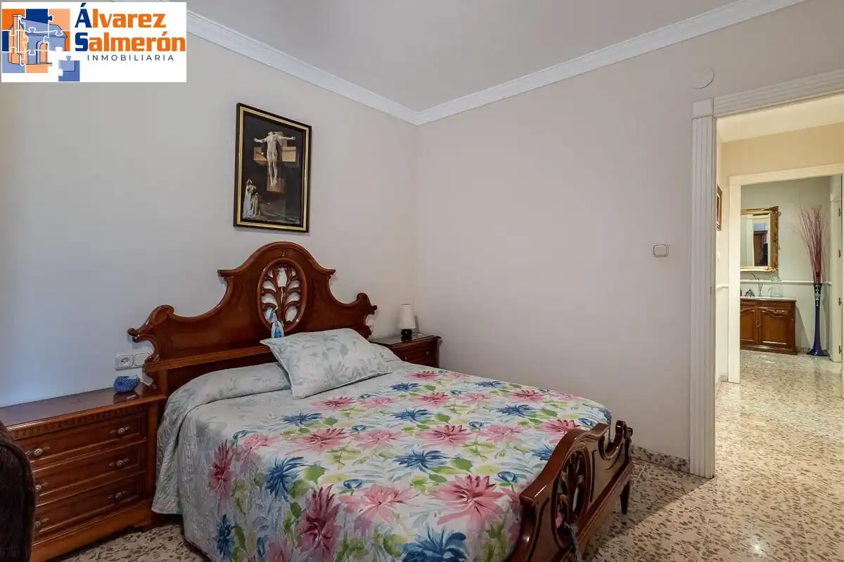 Piso con ascensor en venta en Genil, imagen 15