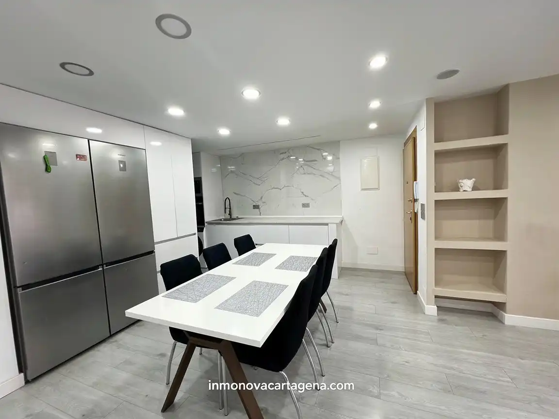 Piso en venta en Cartagena con Aire acondicionado, Terraza y Trastero