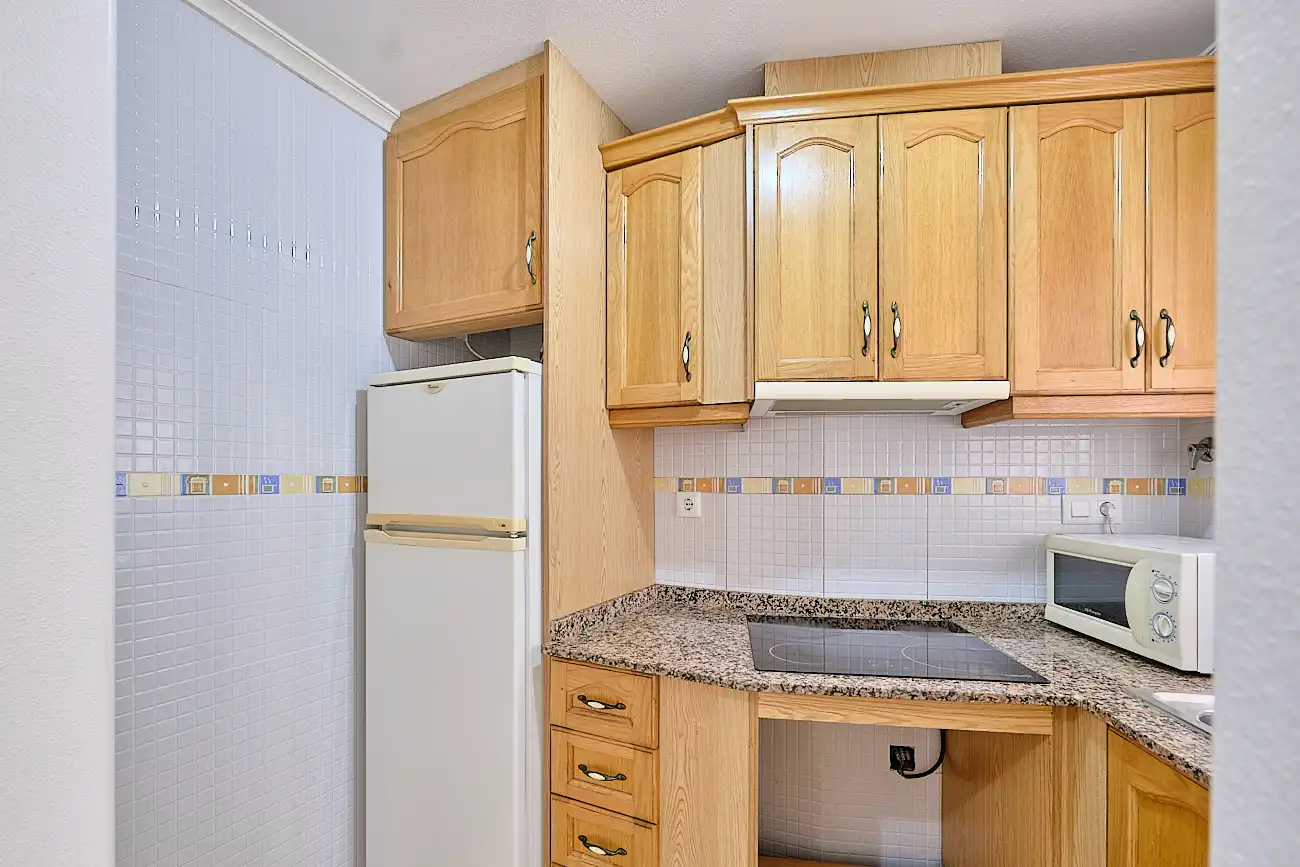 Apartamento en venta en Calle Almudena, Antonio Machado