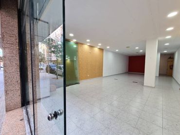 Local comercial de lloguer a Calle Nostra Senyora dels Àngels