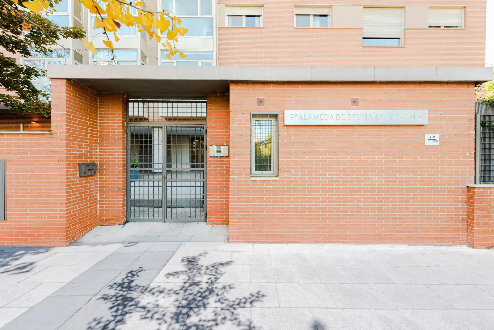 Vista exterior de Piso de alquiler en Madrid con Aire acondicionado, Terraza y Trastero