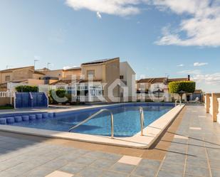Piscina de Casa o xalet en venda en Guardamar del Segura amb Aire condicionat, Terrassa i Piscina