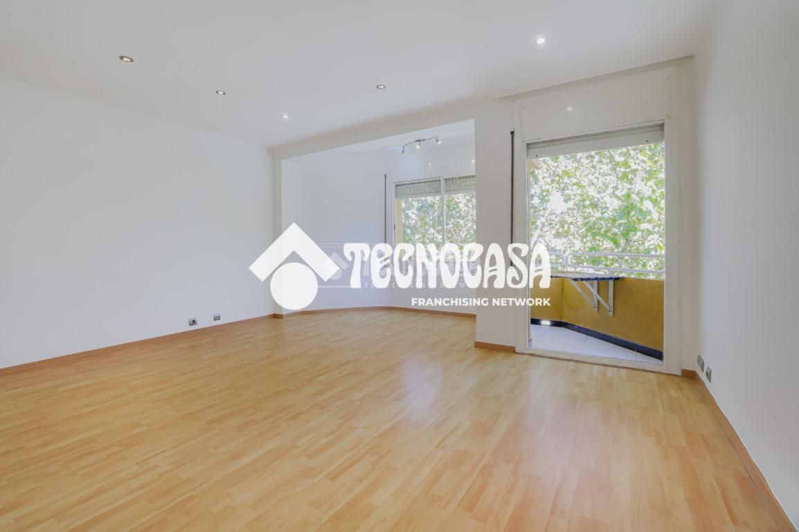 Living room of Flat for sale in Sant Adrià de Besòs