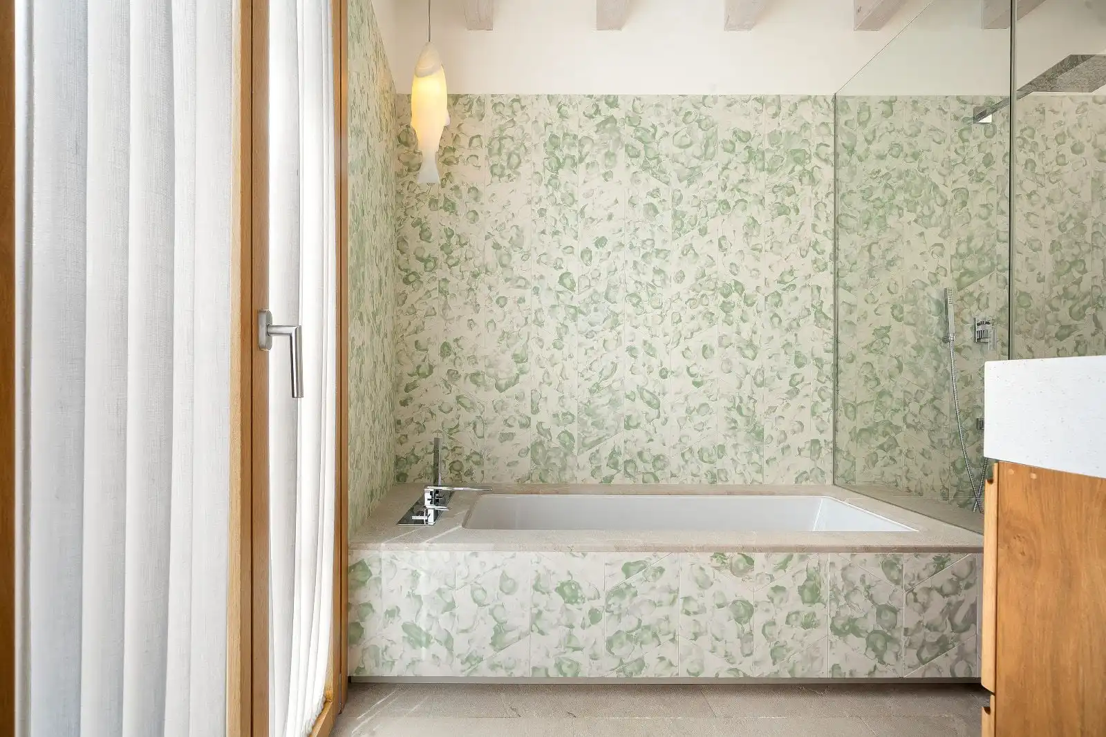 Bathroom of Detached homes for sale in Pollença  with Air Conditioner, Heating and Parquet flooring