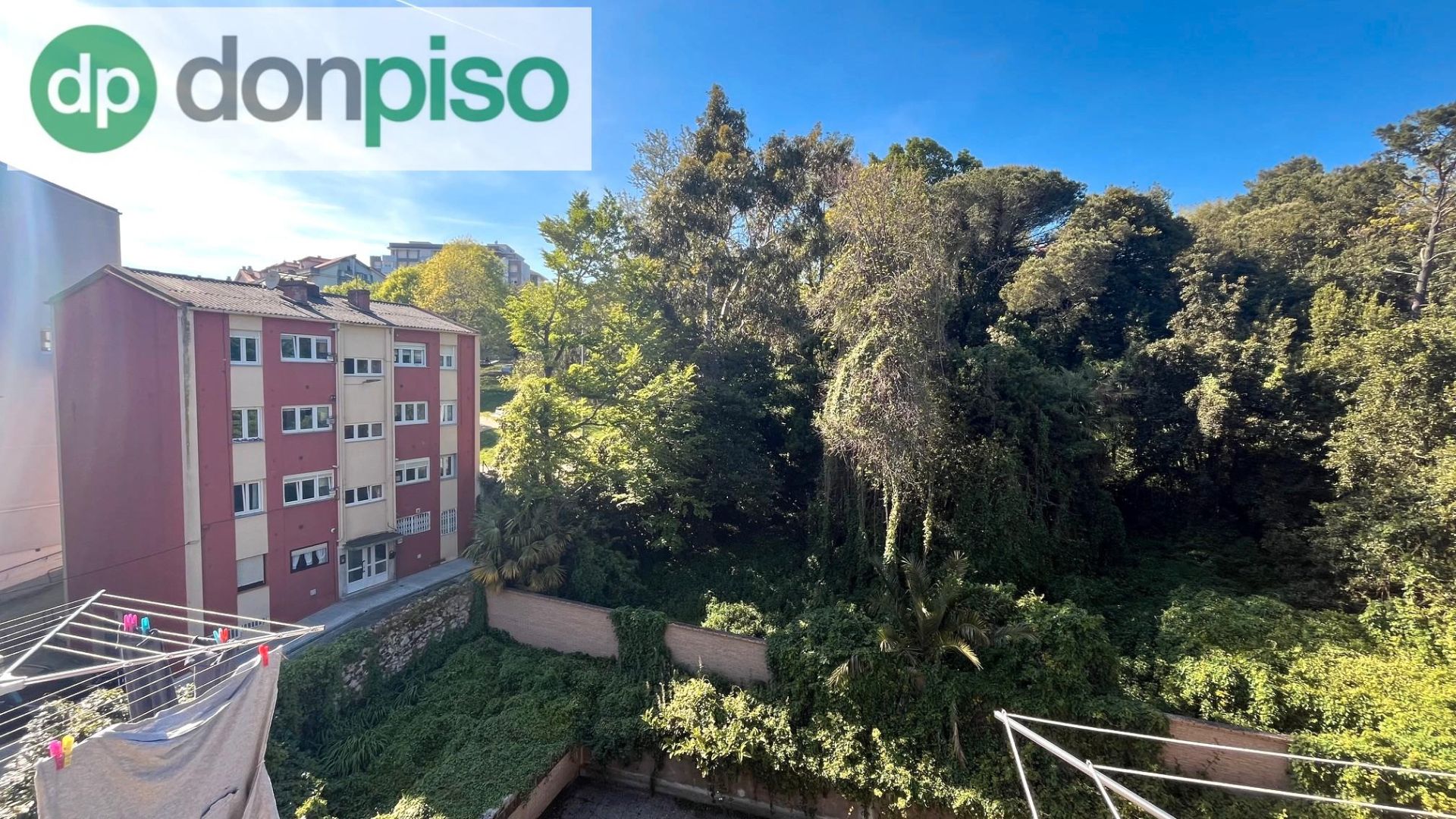 Exterior view of Flat for sale in Santander  with Terrace, Storage room and Furnished