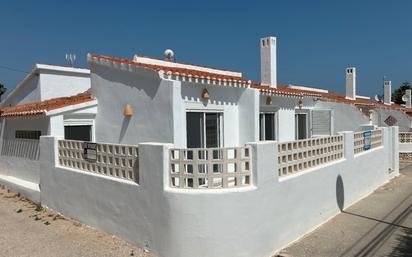 Exterior view of Single-family semi-detached for sale in Els Poblets  with Air Conditioner, Terrace and Swimming Pool