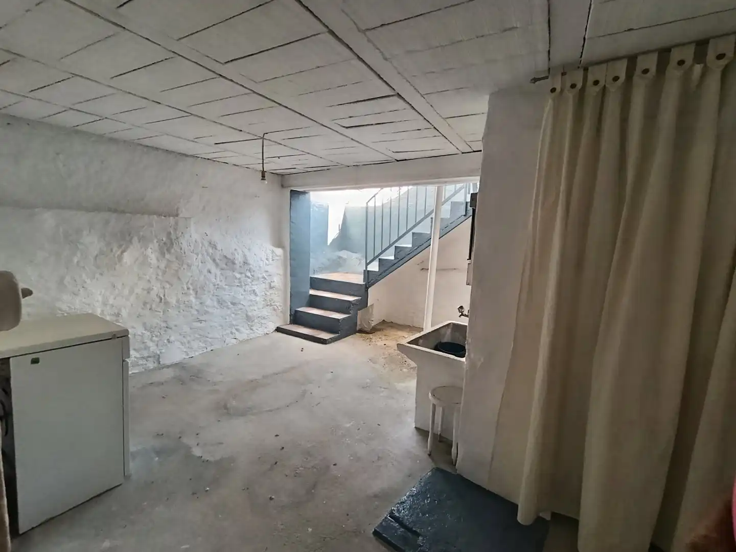 Casa adosada en venda en Iznájar amb Aire condicionat, Terrassa i Moblat