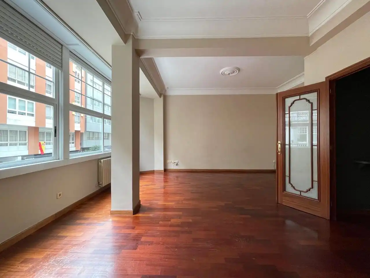 Sala de estar de Piso en venta en A Coruña Capital  con Calefacción, Parquet y Trastero
