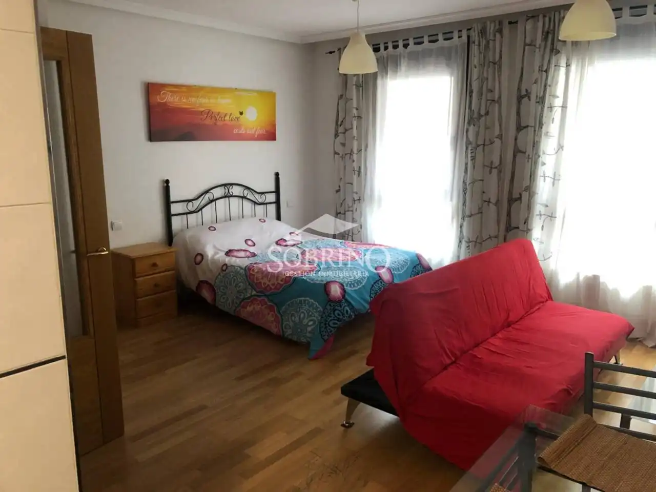 Dormitori de Apartament en venda en Llanes amb Parquet, Traster i Piscina comunitària