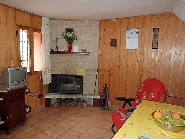 Sala d'estar de Casa o xalet en venda en Muro de Aguas amb Moblat i Balcó