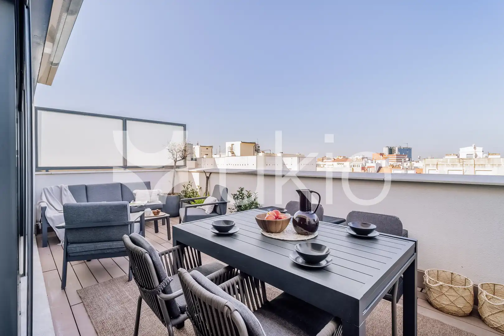 Terrace of Flat for rent in Madrid  with Air Conditioner, Terrace and Furnished