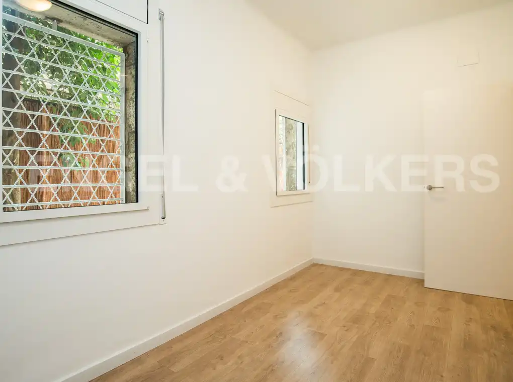 Bedroom of Flat for rent in Barcelona  with Air Conditioner, Heating and Private garden