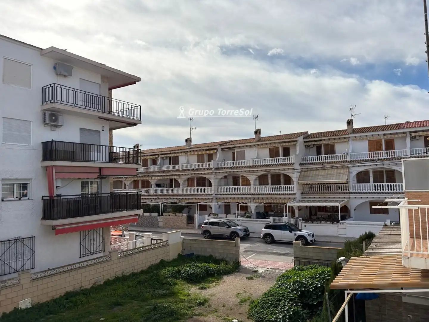Vista exterior de Pis en venda en Santa Pola amb Aire condicionat, Calefacció i Terrassa
