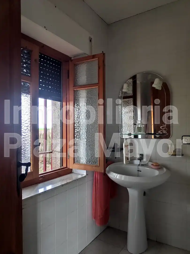 Baño de Finca rústica en venta en Parada de Arriba con Jardín privado y Piscina