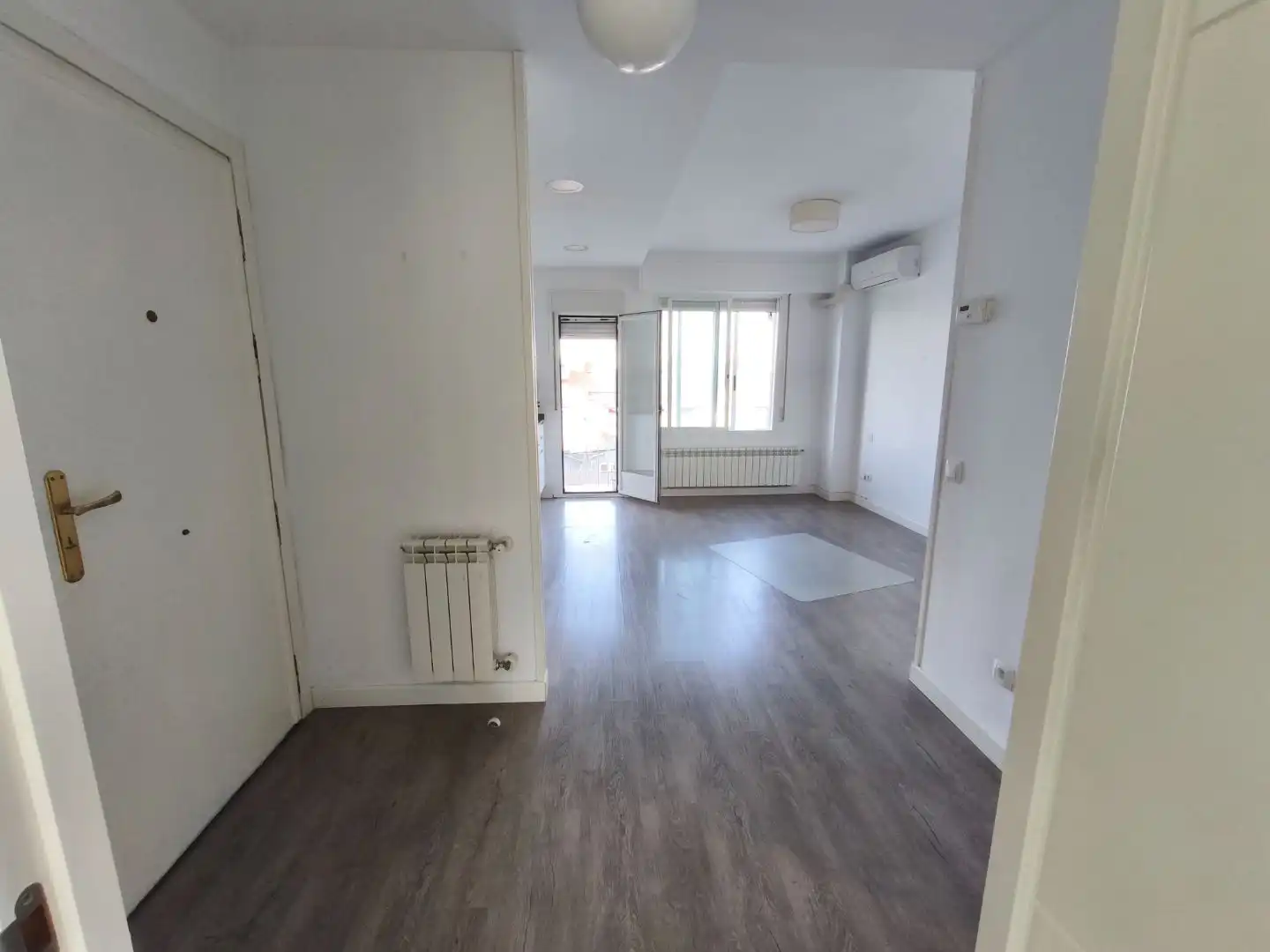 Wohnung zur Miete in Calle del Capitán Blanco Argibay, 178, Valdeacederas