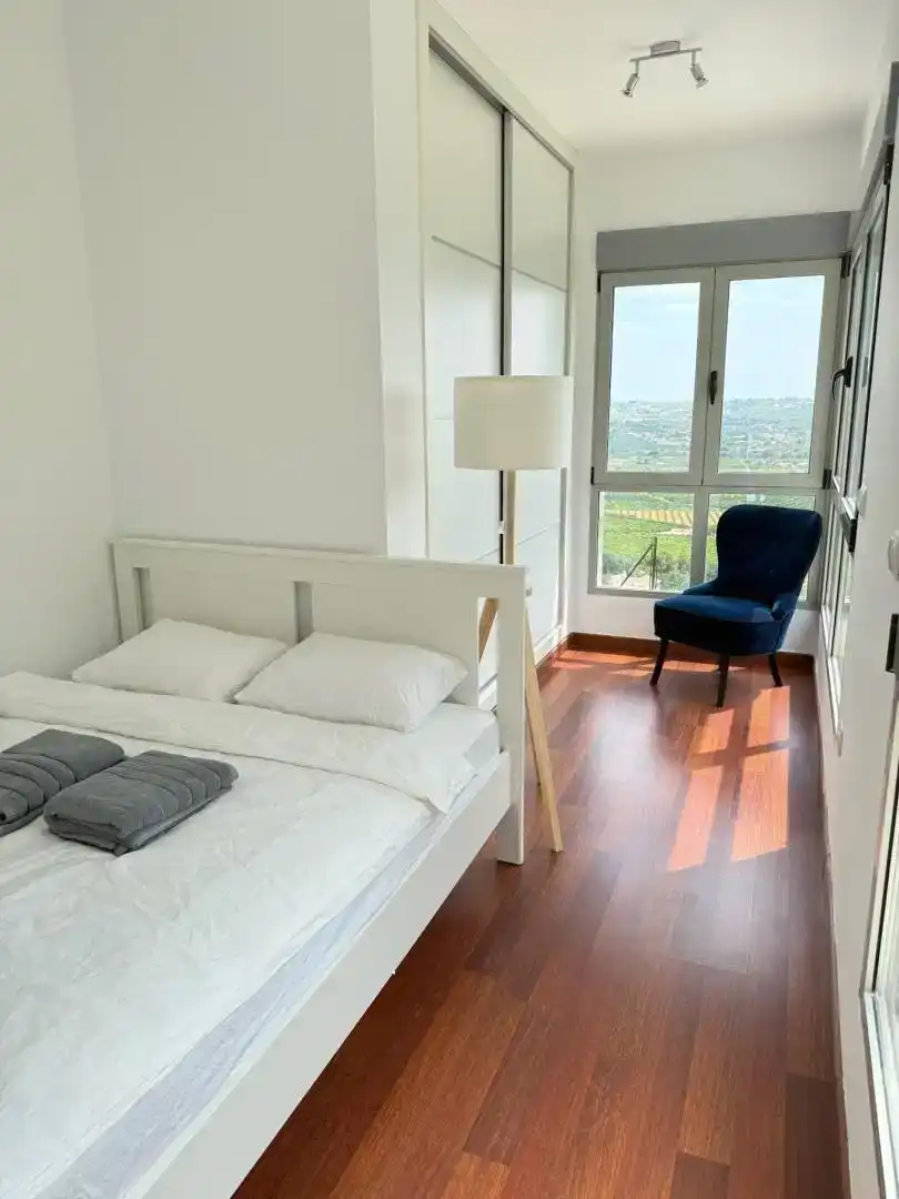 Dormitori de Casa o xalet de lloguer en Torrent amb Aire condicionat, Piscina i Balcó